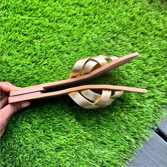 PRETTYLITTLETHING GOLD PLATTED MULE SANDAL - Picture 6 of 7